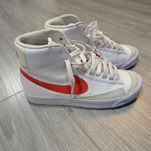 Nike Blazer Mid 77 BOYS shoes